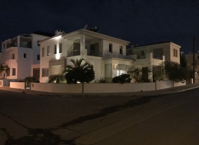 Paphos, Paphos Detached Villa For Sale | WW5632