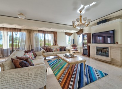 Agios Tychon, Limassol Detached Villa For Sale | WW5740