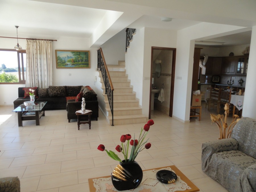 Detached Villa For Sale  in  Yeroskipou