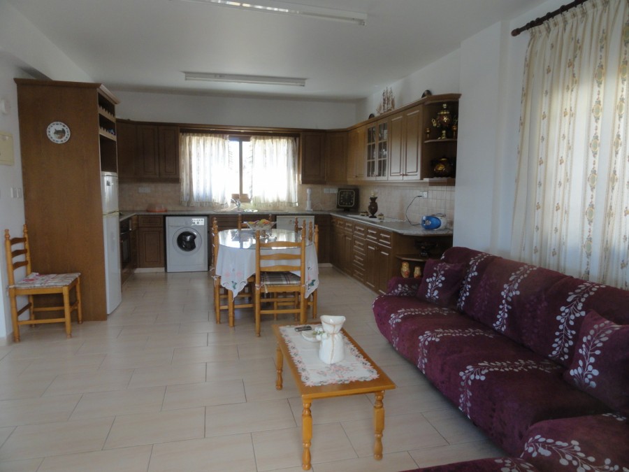 Detached Villa For Sale  in  Yeroskipou