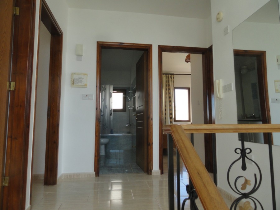 Detached Villa For Sale  in  Yeroskipou