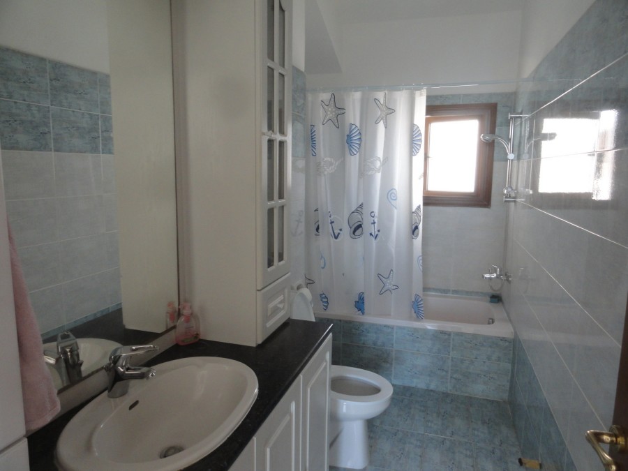 Detached Villa For Sale  in  Yeroskipou