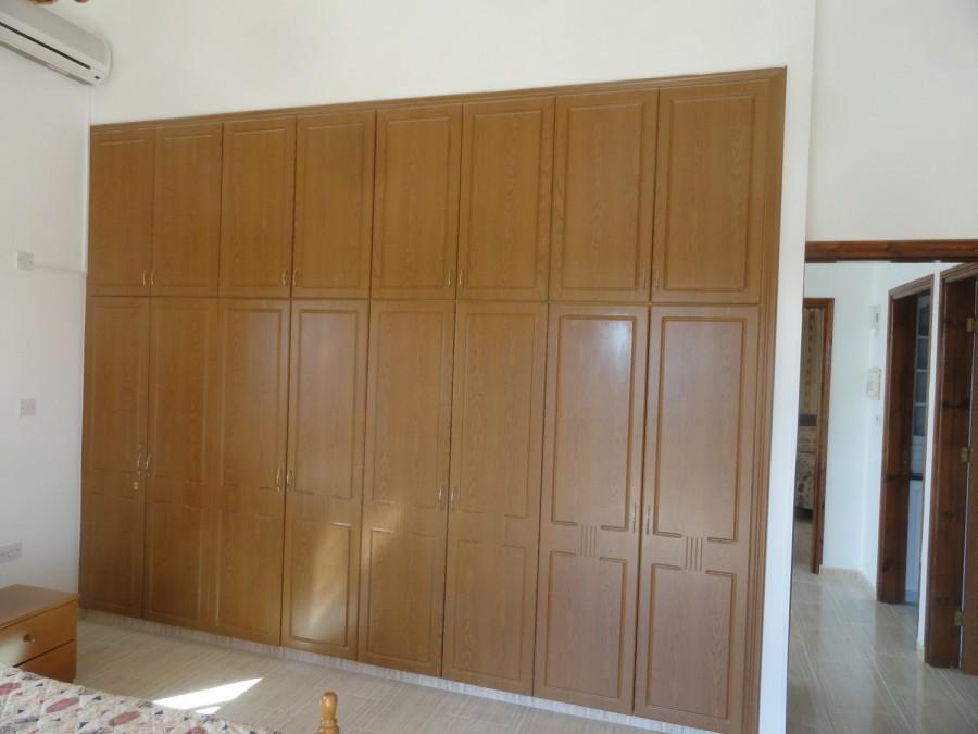 Detached Villa For Sale  in  Yeroskipou