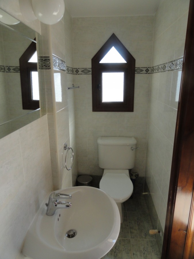 Detached Villa For Sale  in  Yeroskipou