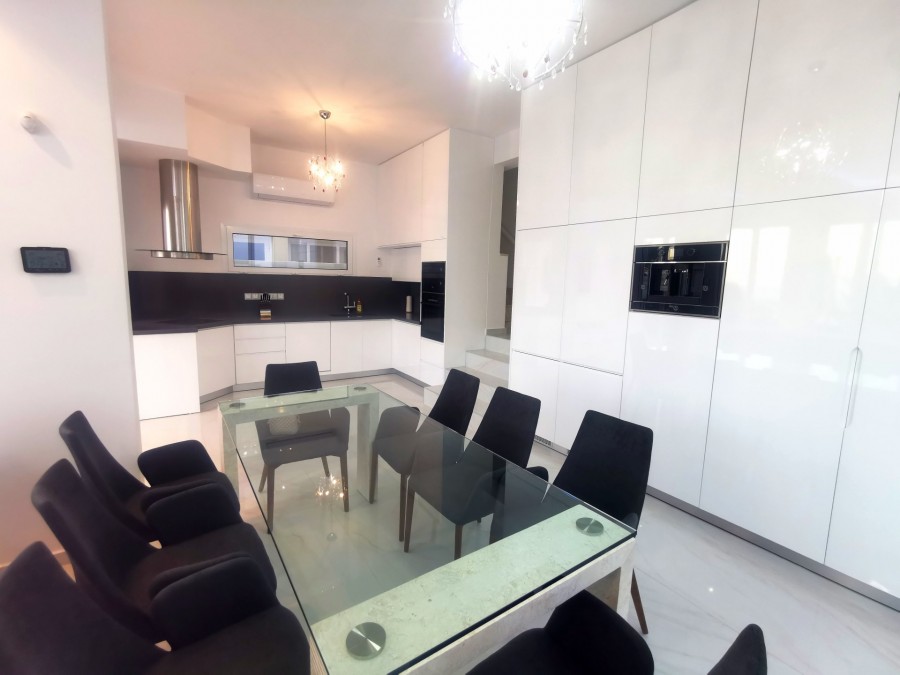 Detached Villa For Sale  in  Peyia - Coral Bay