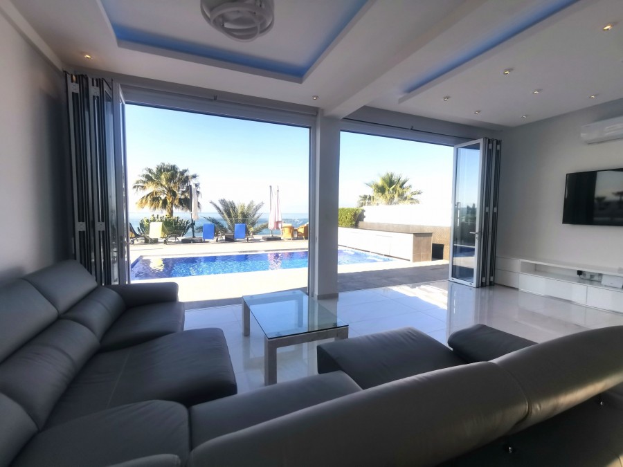 Detached Villa For Sale  in  Peyia - Coral Bay