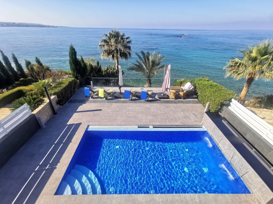 Detached Villa For Sale  in  Peyia - Coral Bay