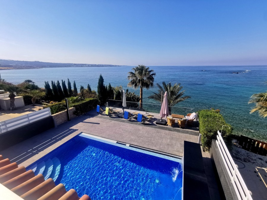 Detached Villa For Sale  in  Peyia - Coral Bay
