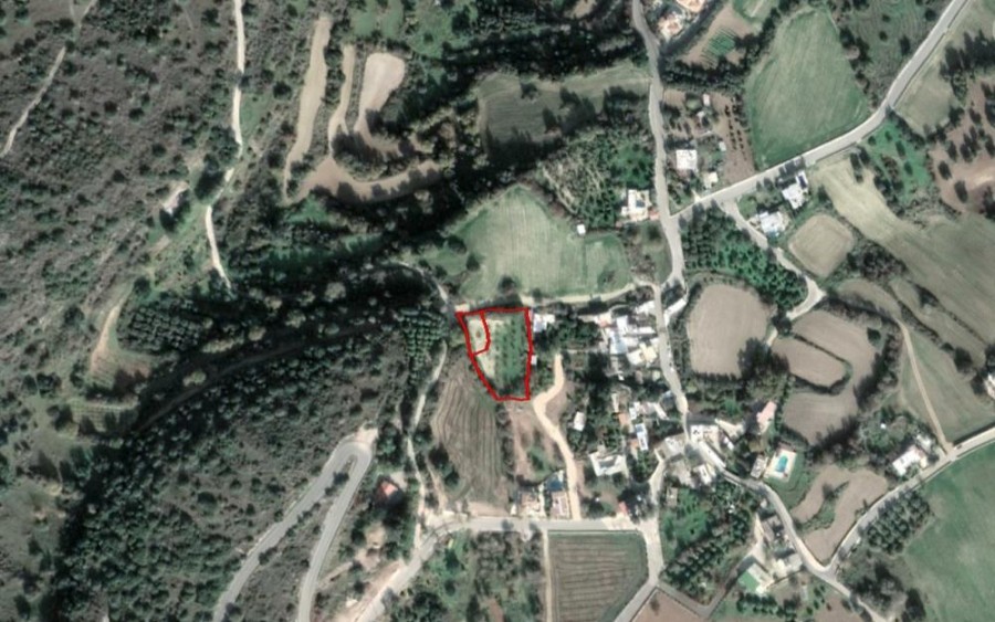 Kato Akourdaleia Residential Field For Sale | WW23962