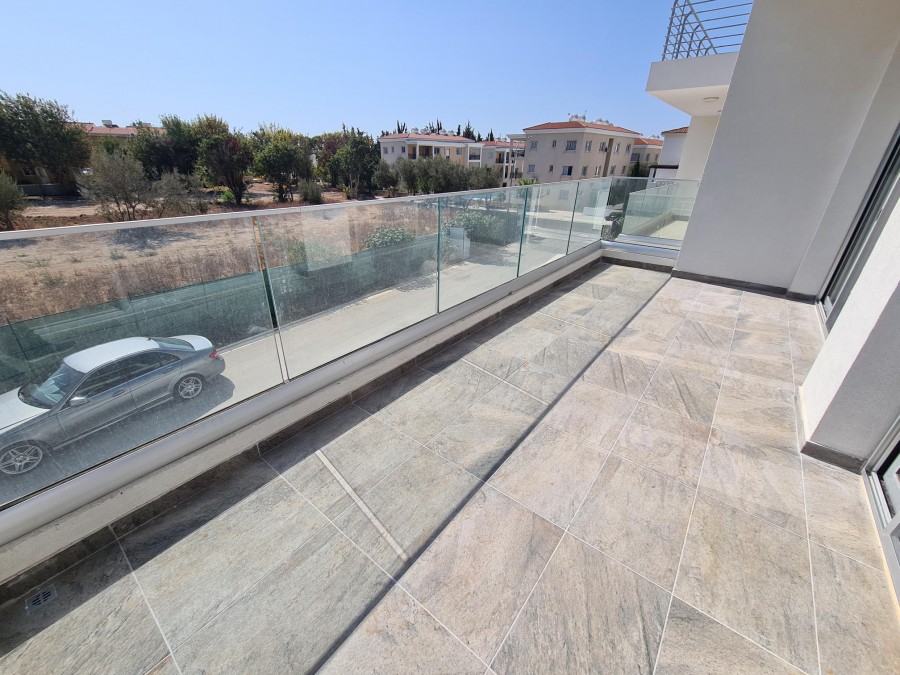 Detached Villa For Sale  in  Kato Paphos - Universal