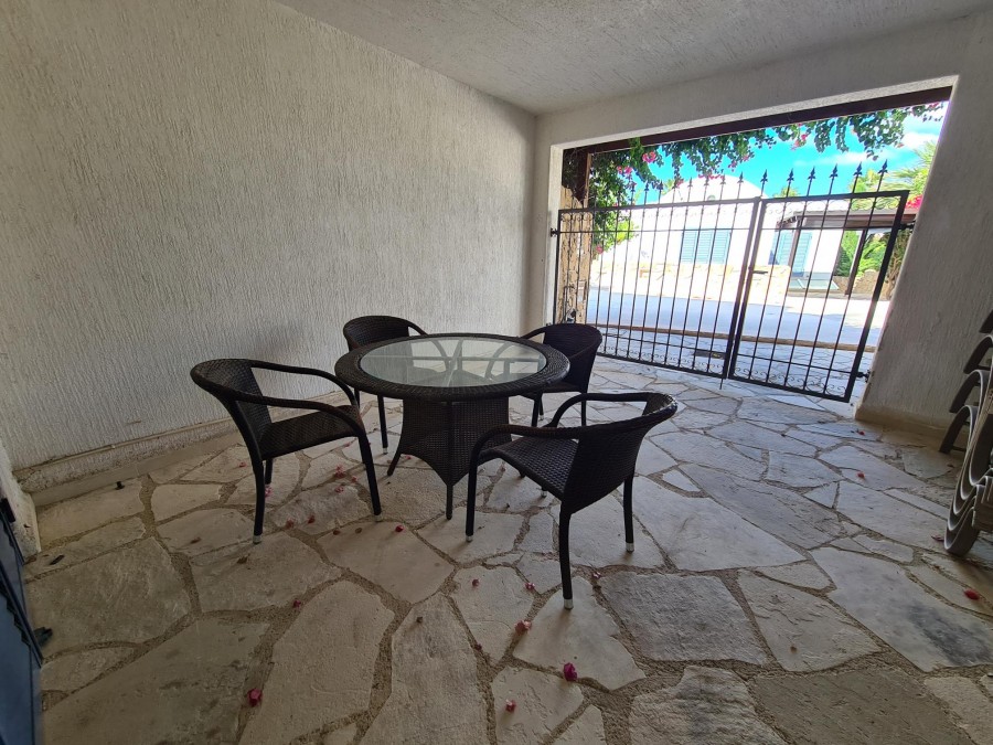Detached Villa For Sale  in  Chlorakas
