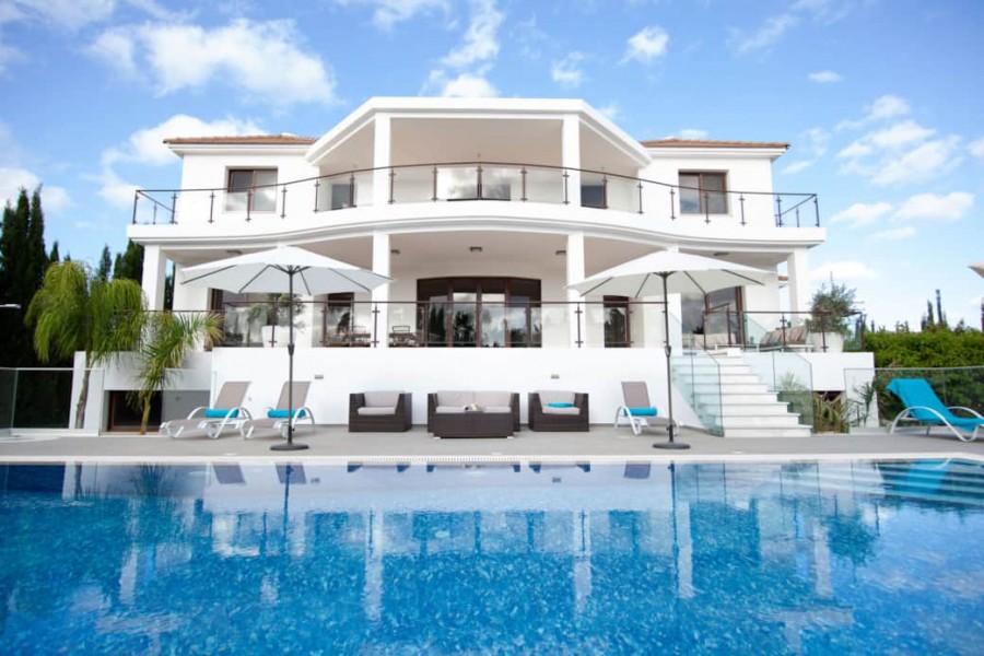 Detached Villa For Sale  in  Peyia - St. George