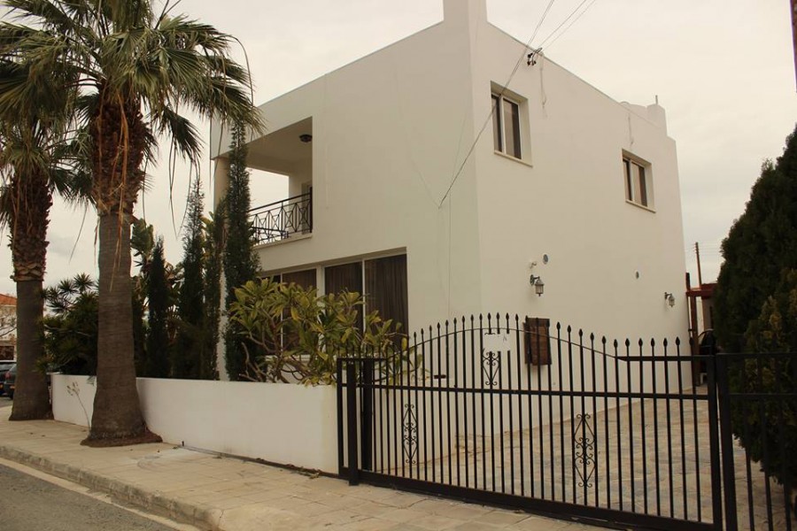 Detached Villa For Sale  in  Acheleia