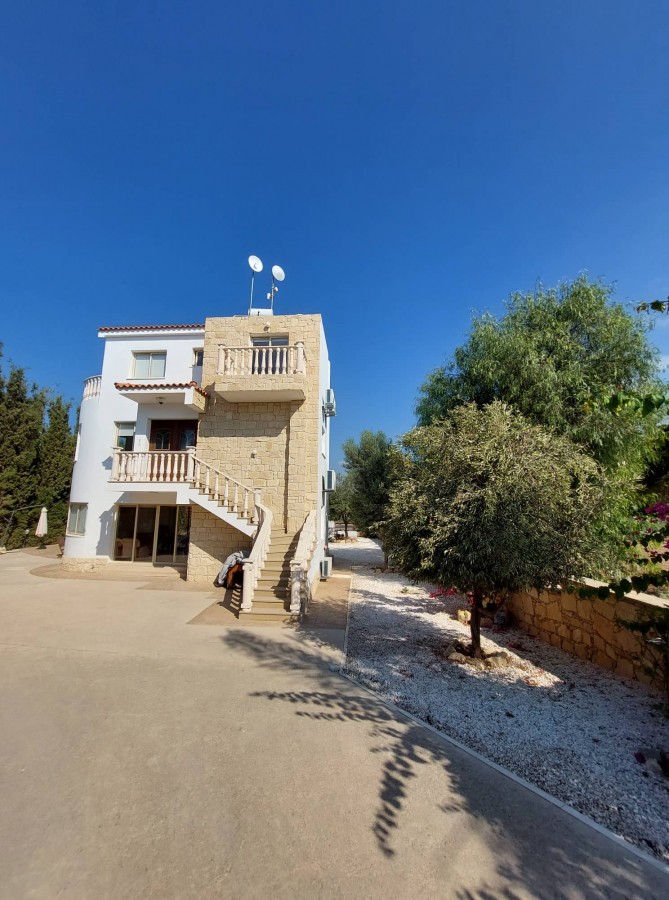 Peyia, Paphos Detached Villa For Sale | WW10601