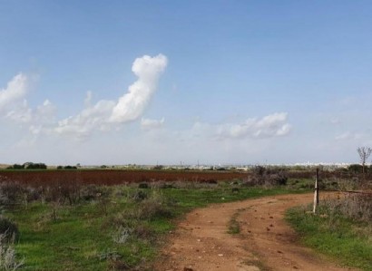 Dherynia, Famagusta Residential Field For Sale | WW25606