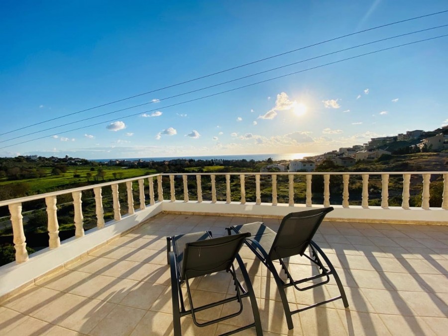 Detached Villa For Sale  in  Chlorakas