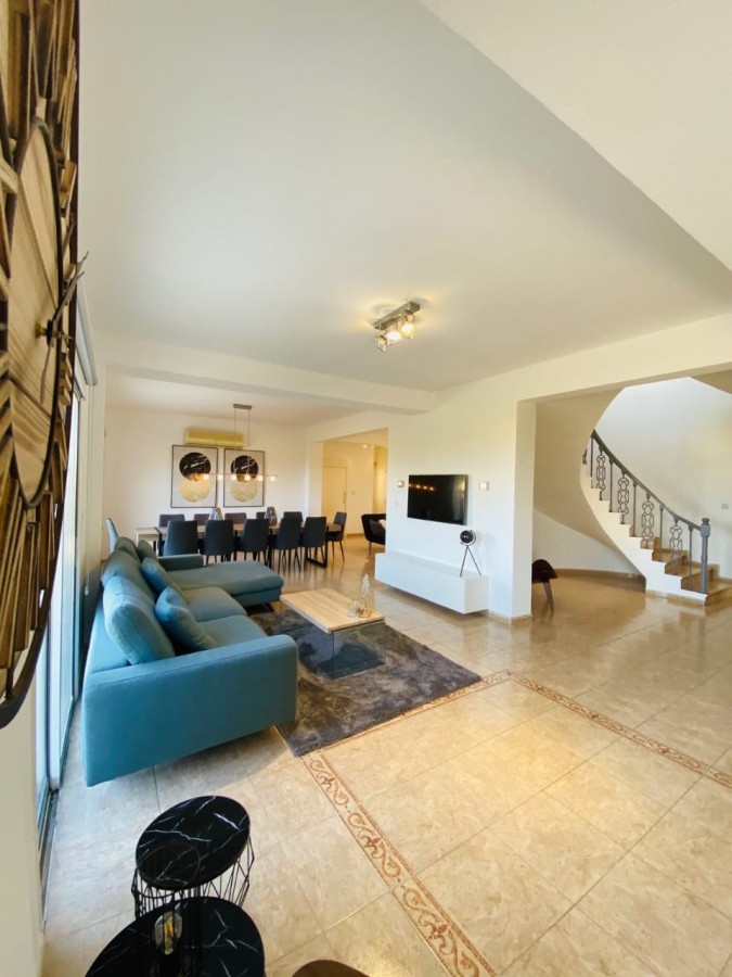 Detached Villa For Sale  in  Chlorakas