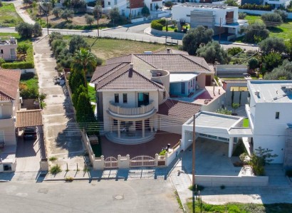Latsia, Nicosia Detached Villa For Sale | WW25815