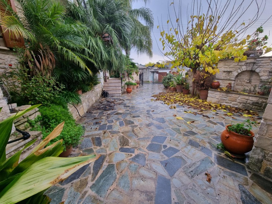 Detached Villa For Sale  in  Choulou