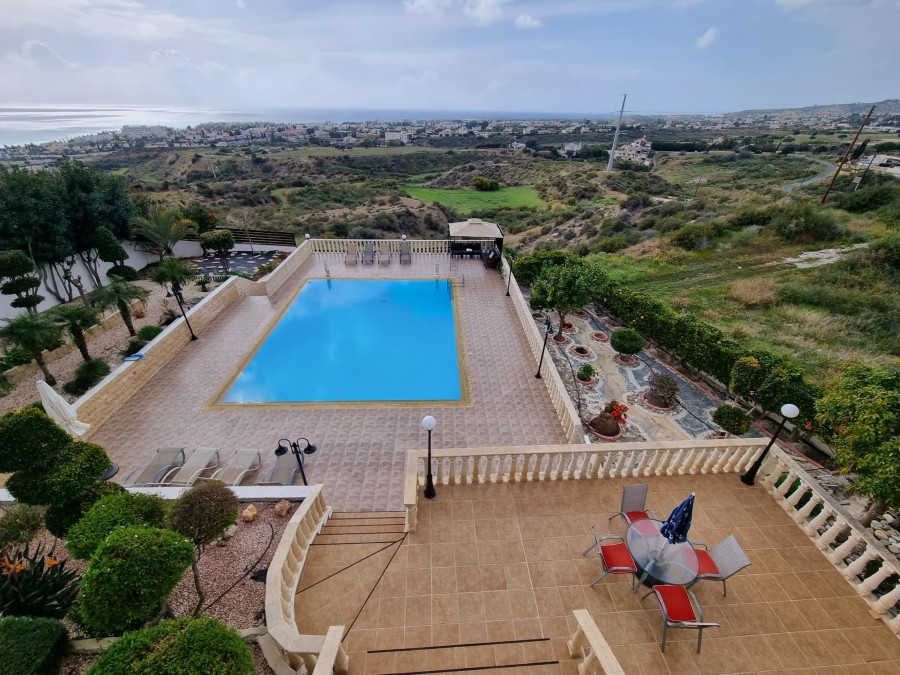 Detached Villa For Sale  in  Akoursos