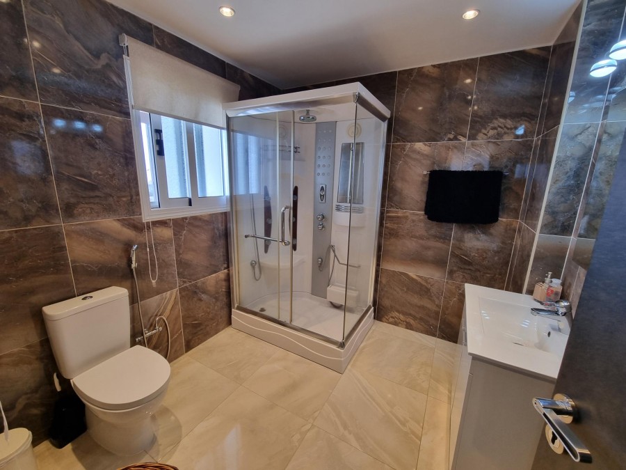 Detached Villa For Sale  in  Akoursos