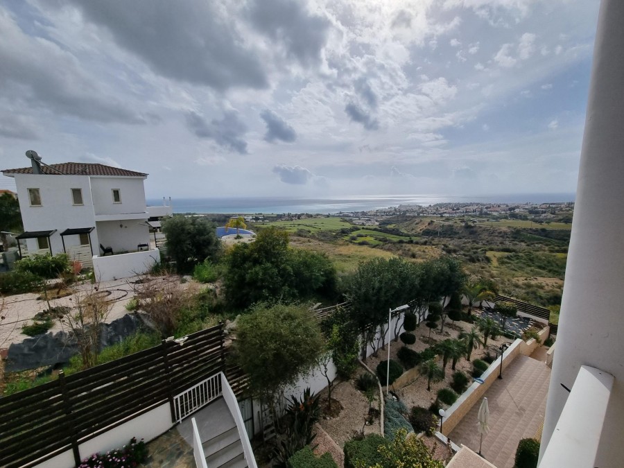 Detached Villa For Sale  in  Akoursos