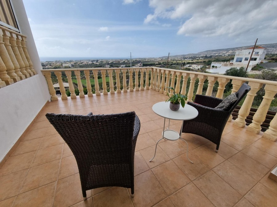 Detached Villa For Sale  in  Akoursos