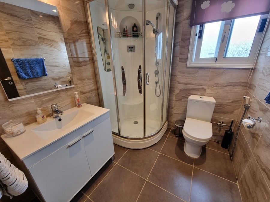 Detached Villa For Sale  in  Akoursos