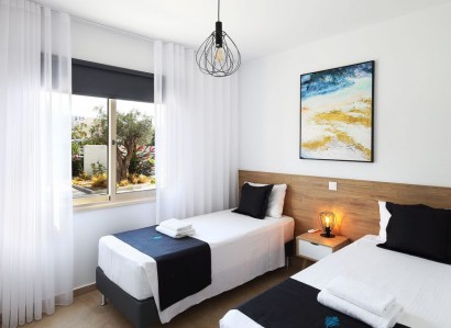 Kato Paphos - Universal Apartment For Sale | WW27592