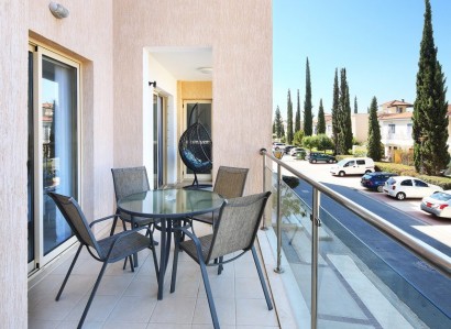 Kato Paphos - Universal Apartment For Sale | WW27598