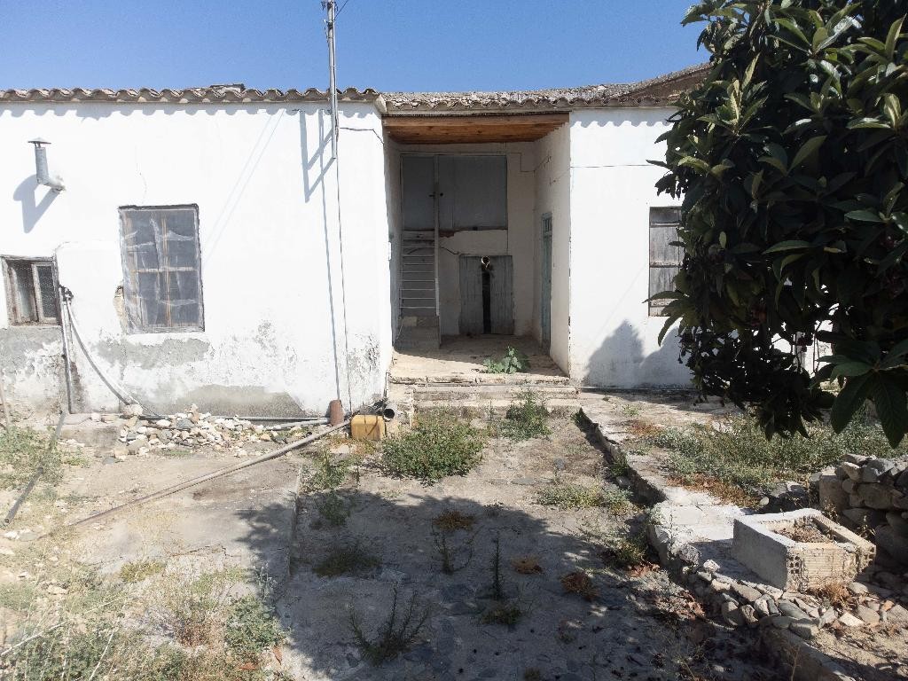 Listed house - Pera, Nicosia