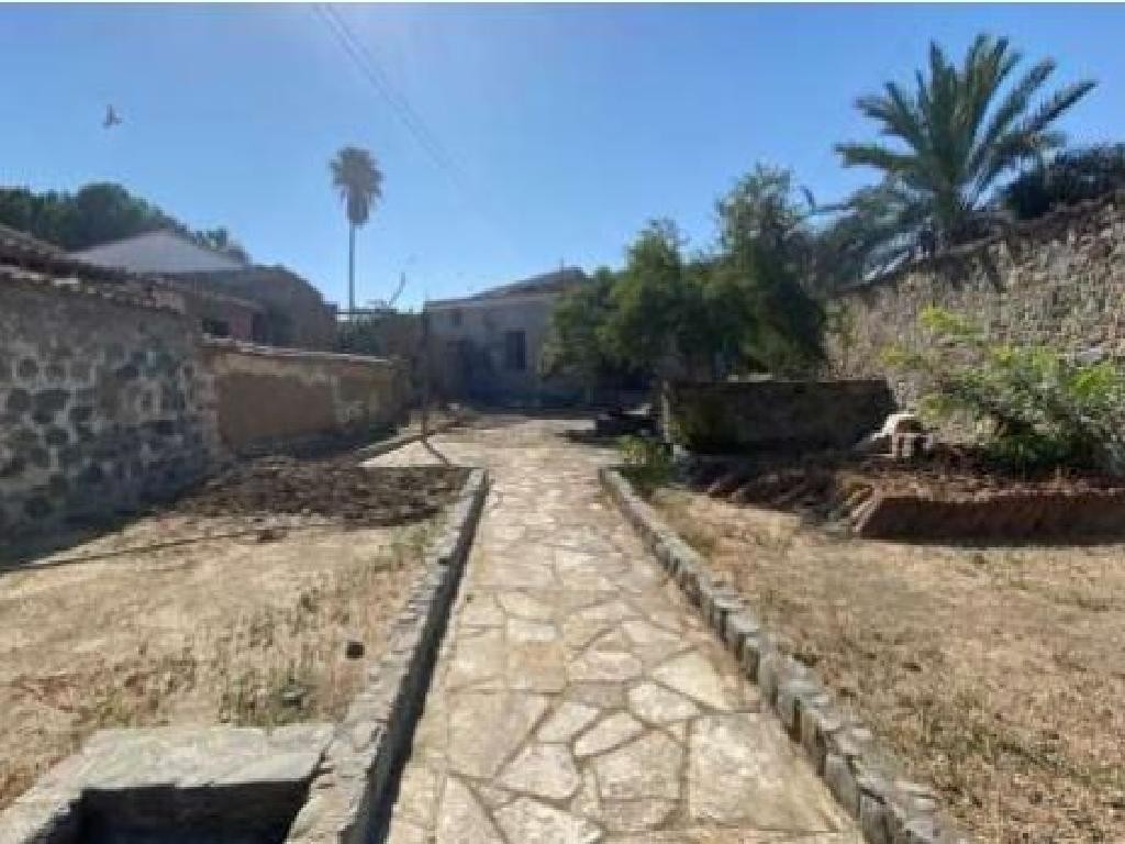 Listed house - Pera, Nicosia