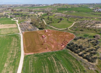 Arediou, Nicosia Residential Field For Sale | WW27743