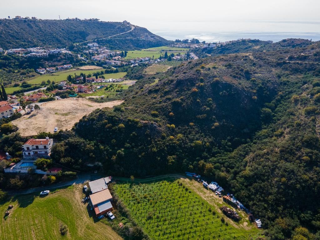 Field - Pissouri, Limassol
