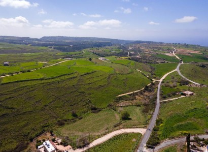 Arodes, Paphos Touristic Field For Sale | WW28076