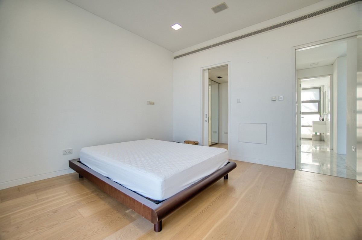 Detached Villa For Sale  in  Tsada