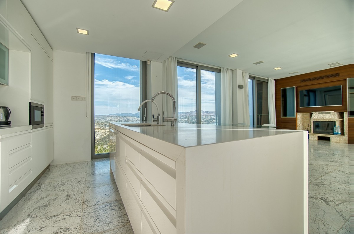 Detached Villa For Sale  in  Tsada