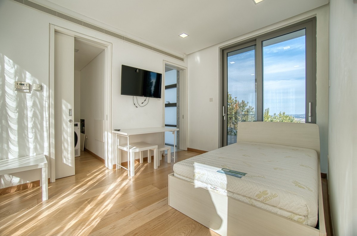 Detached Villa For Sale  in  Tsada