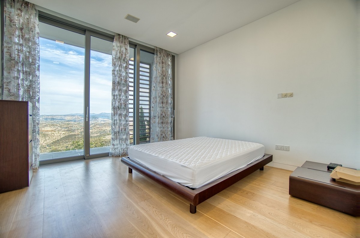 Detached Villa For Sale  in  Tsada
