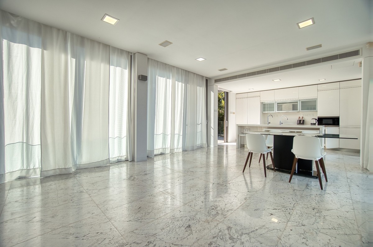 Detached Villa For Sale  in  Tsada