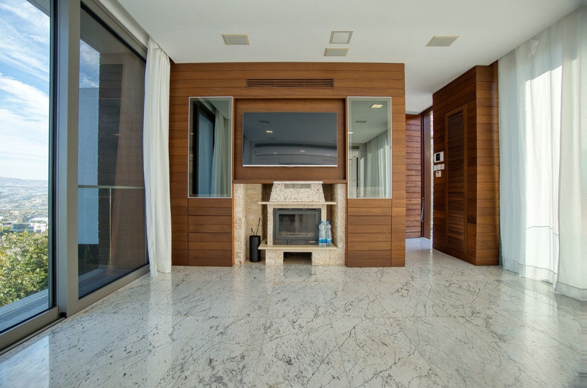 Detached Villa For Sale  in  Tsada