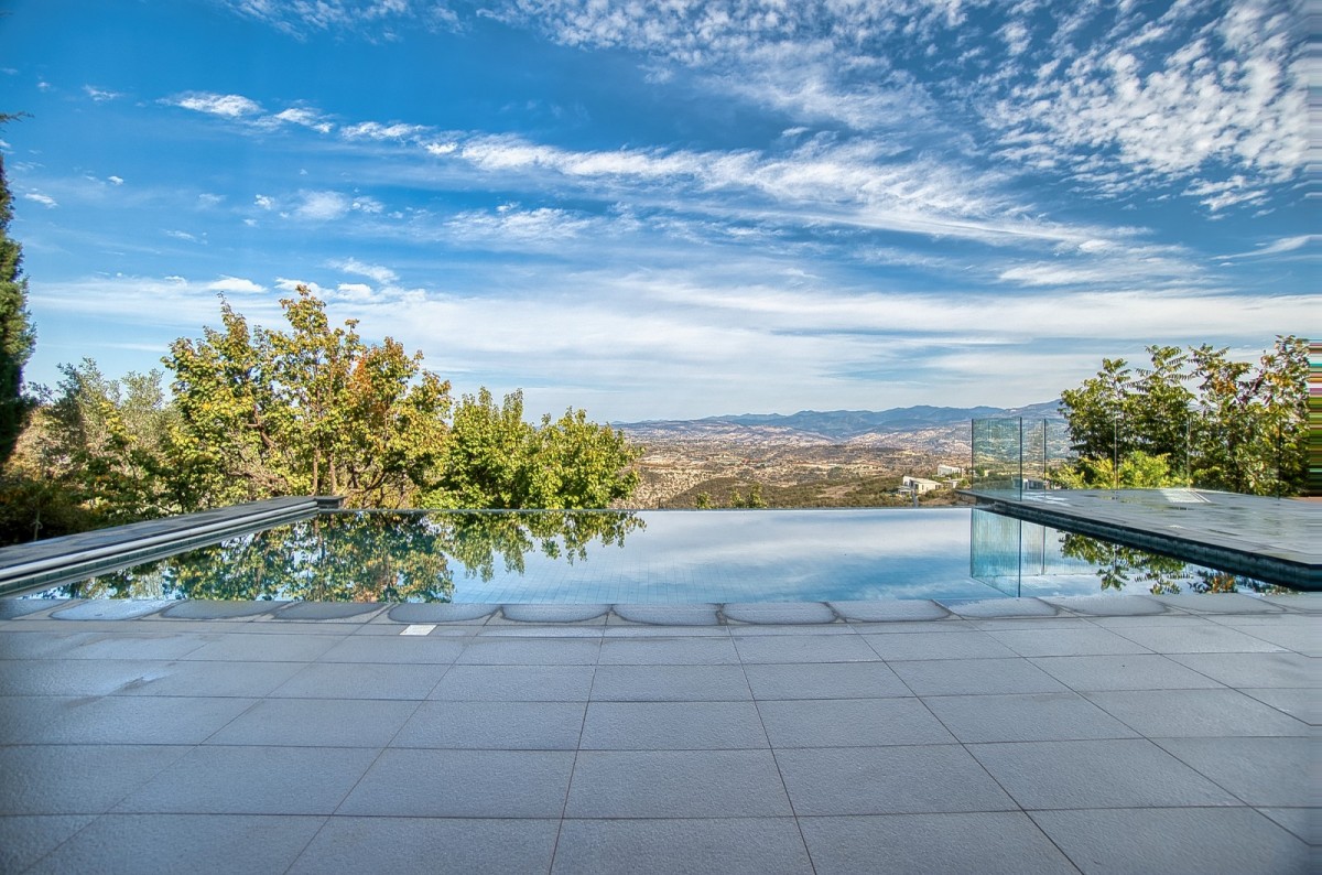 Detached Villa For Sale  in  Tsada