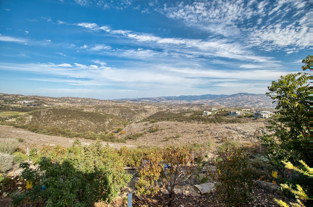 Detached Villa For Sale  in  Tsada