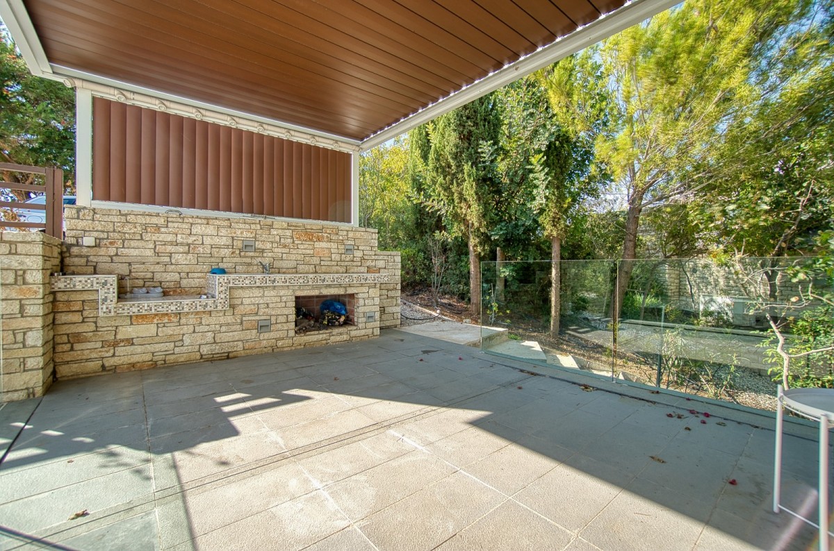 Detached Villa For Sale  in  Tsada