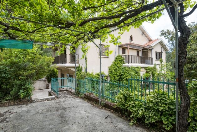 Detached Villa For Sale  in  Kakopetria