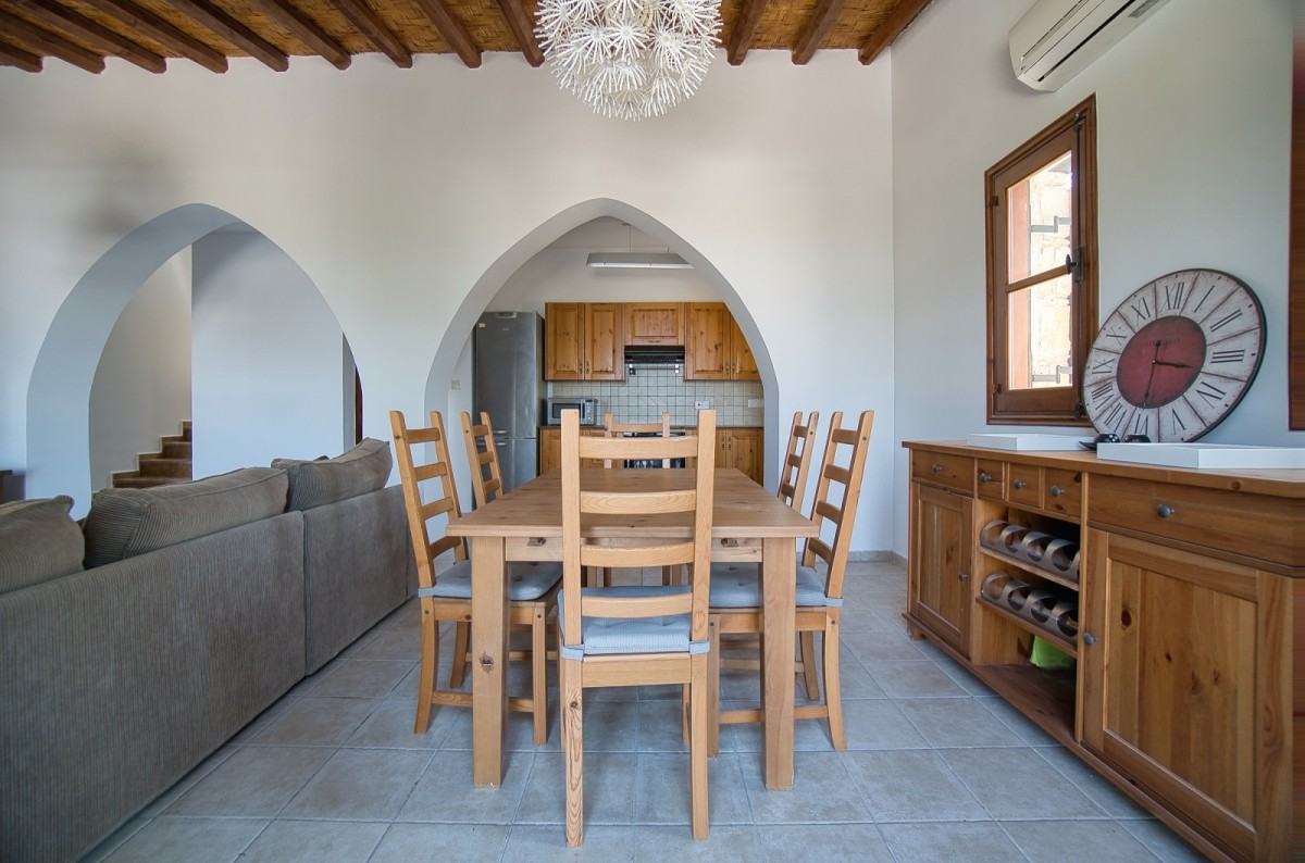 Detached Villa For Sale  in  Kathikas