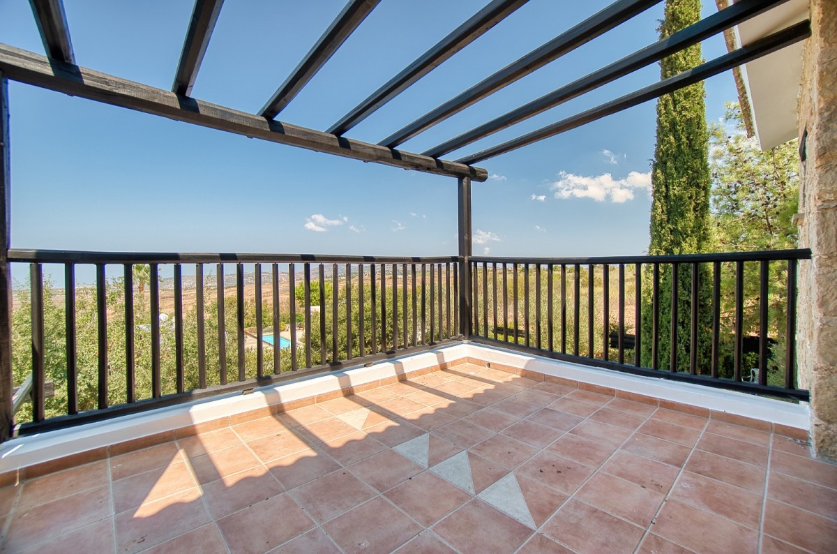 Detached Villa For Sale  in  Kathikas