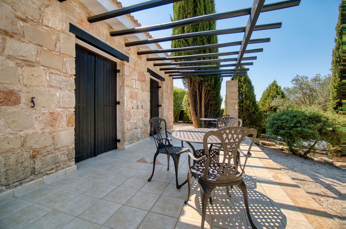 Detached Villa For Sale  in  Kathikas