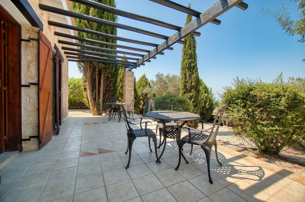 Detached Villa For Sale  in  Kathikas