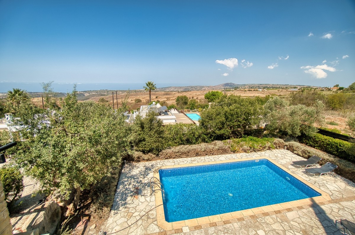 Detached Villa For Sale  in  Kathikas